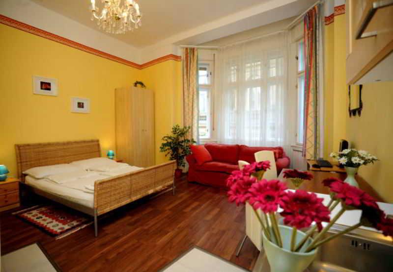 Club Apartments & Rooms Budapest Kültér fotó